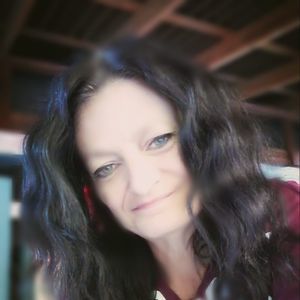 Meet your Posher, Michele